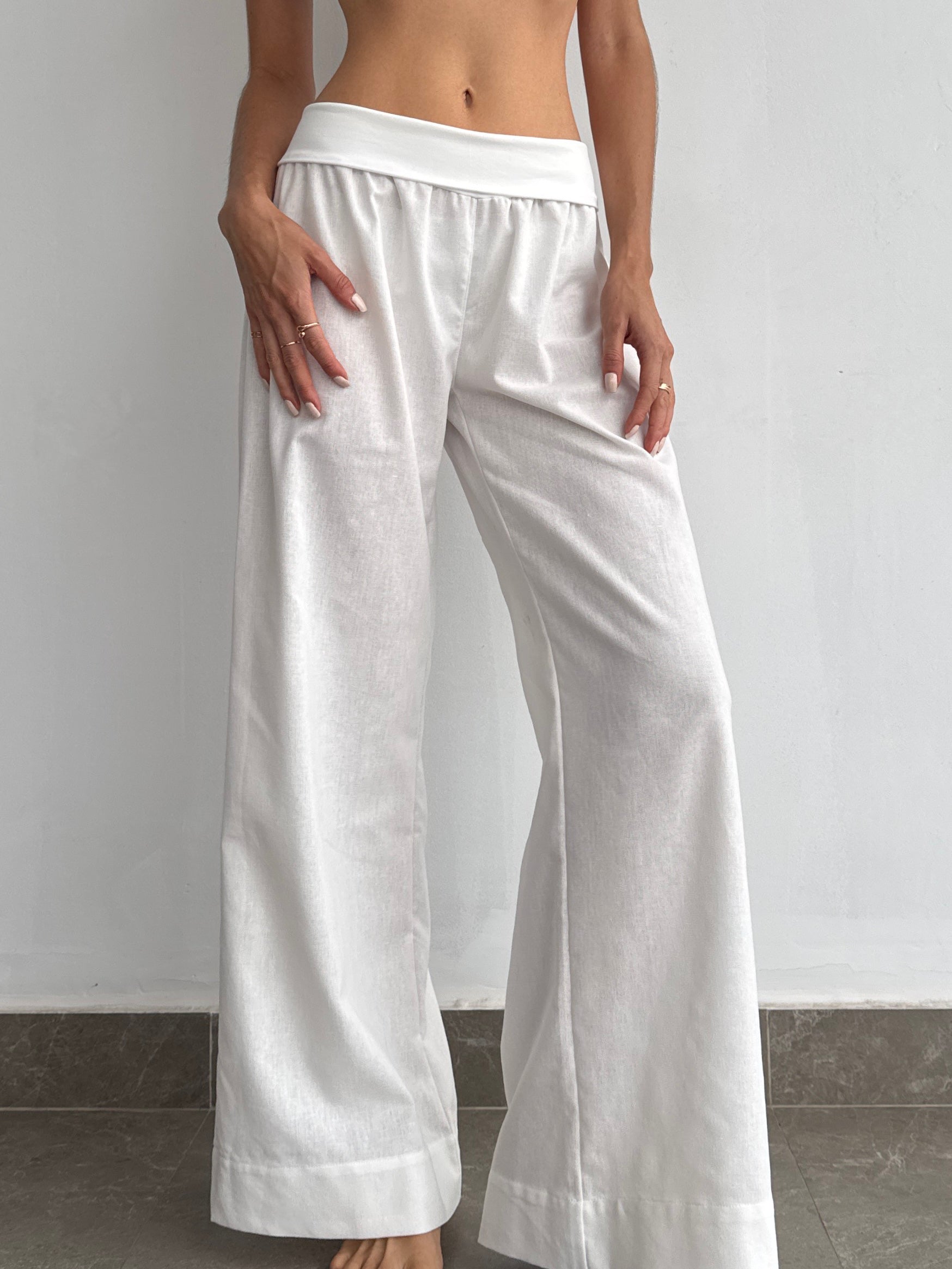 Mila Pant - White