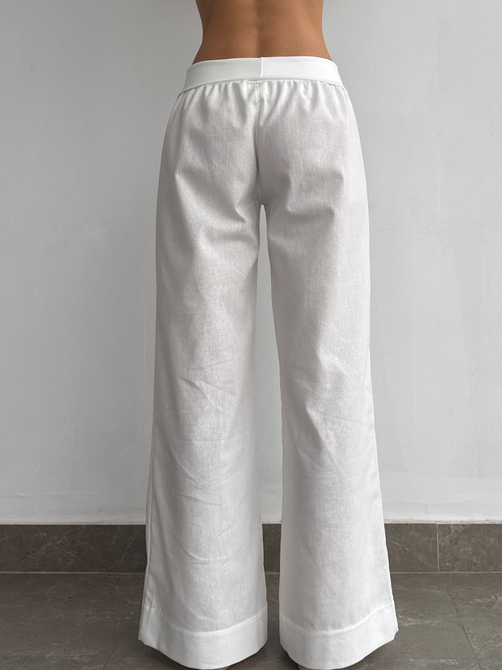Mila Pant - White