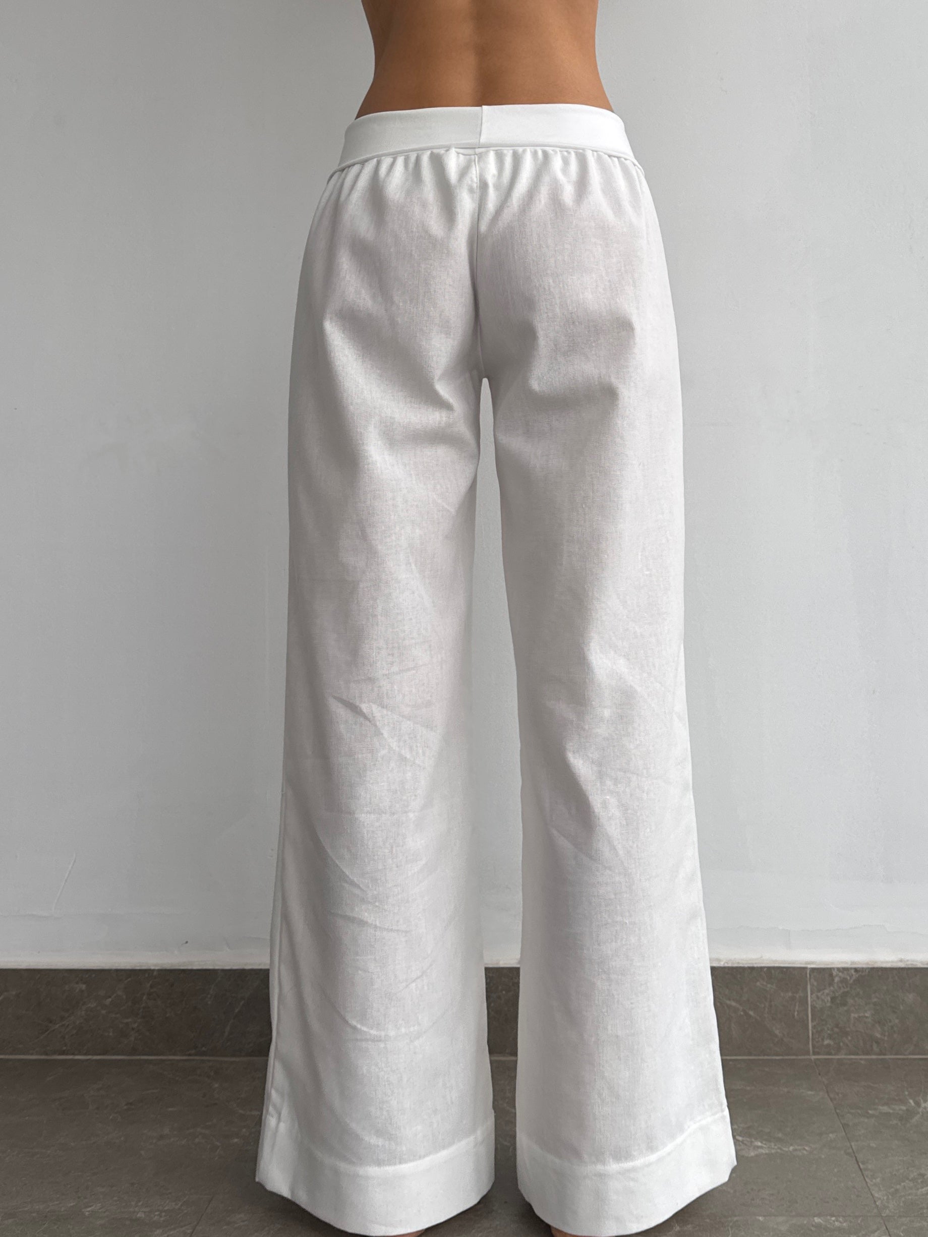 Mila Pant - White